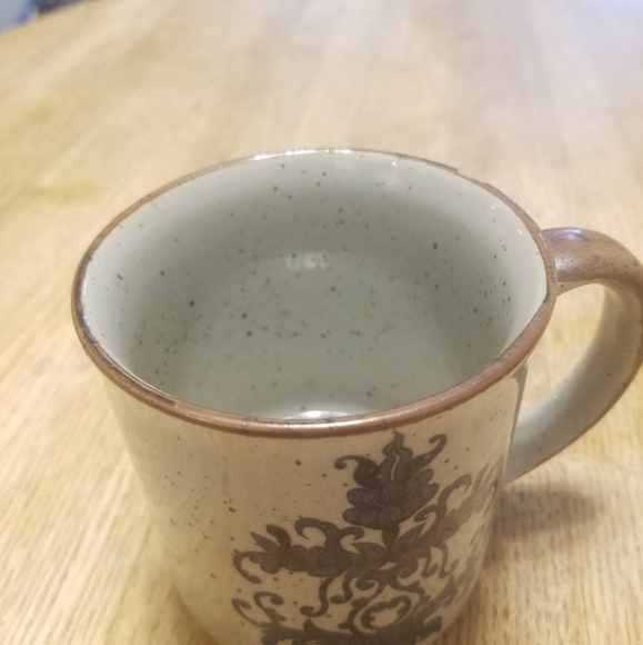 Vintage Coffee Mugs - Picture 2 of 6